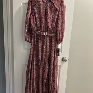 Elegant Long Sleeve Paisley Dress in Red by [Brand]